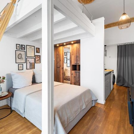 The Koburger Vh, Studio For Up To 4 With High Bed Berlín Exterior foto